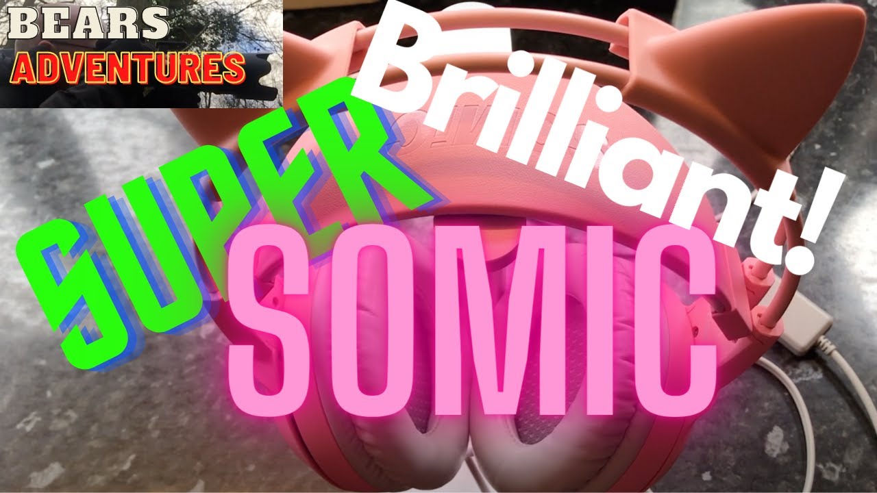 SOMIC G951S PINK GAMING HEADSET and a silver Stand. A MUST HAVE! Awesome with detachable ears.