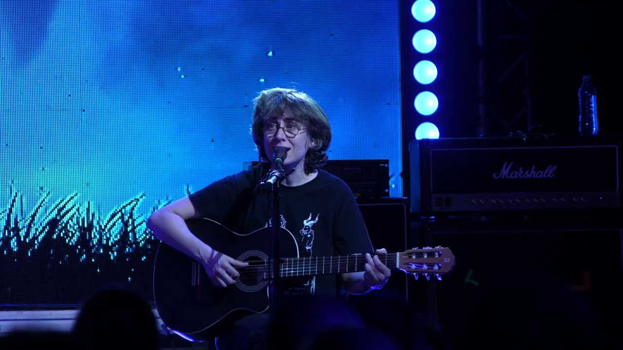 Ada Milea, Bobo Burlăcianu și Alex Neagu - Cuțit (live @ Quantic)