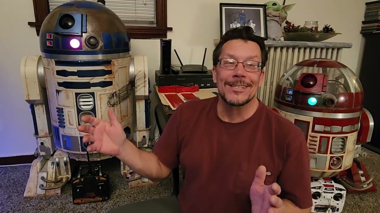 R2-D2 Builders Club. My 1st droid and introduction.