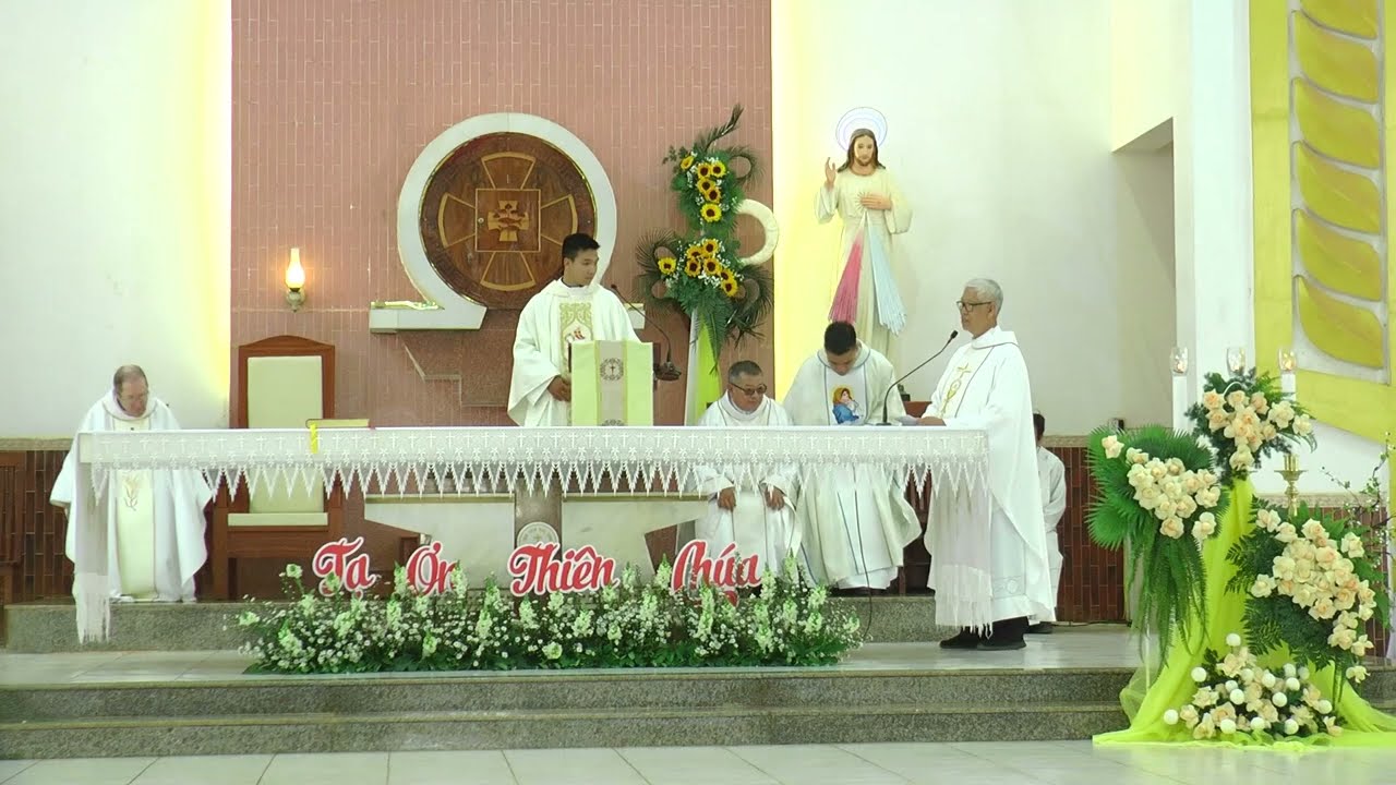 THÁNH LỄ TẠ ƠN CỦA TÂN LINH MỤC FX LÊ TRƯỜNG SINH