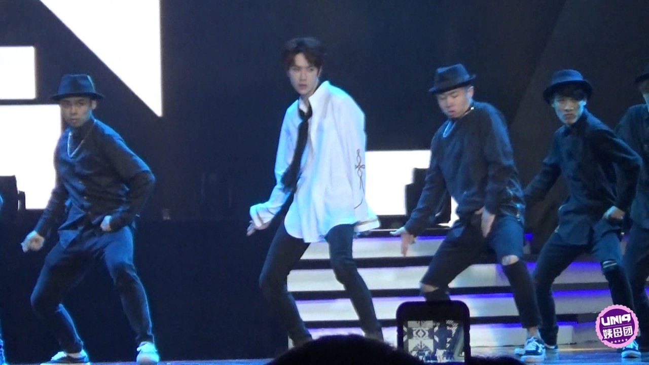 [FANCAM]【UNIQ姨母团】170409 TOP Chinese Music Awards音樂風雲榜YIBO DANCE version 2