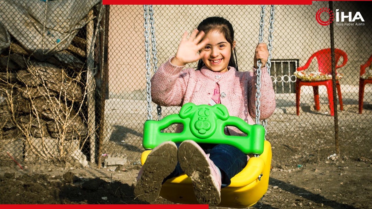 Down Sendromlu Ayşe’nin Salıncak Hayali Gerçeğe Dönüştü