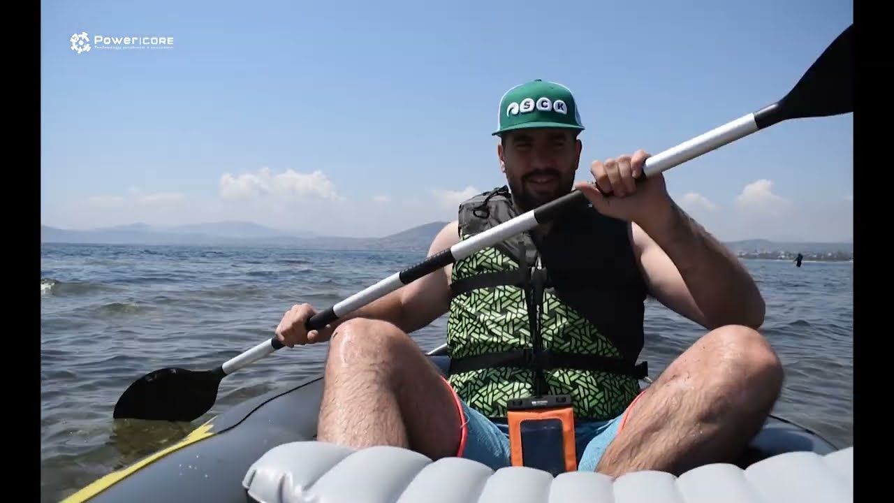Τι πρέπει να ξέρεις για Kayak φουσκωτό και πολυεστερικό - πλαστικό