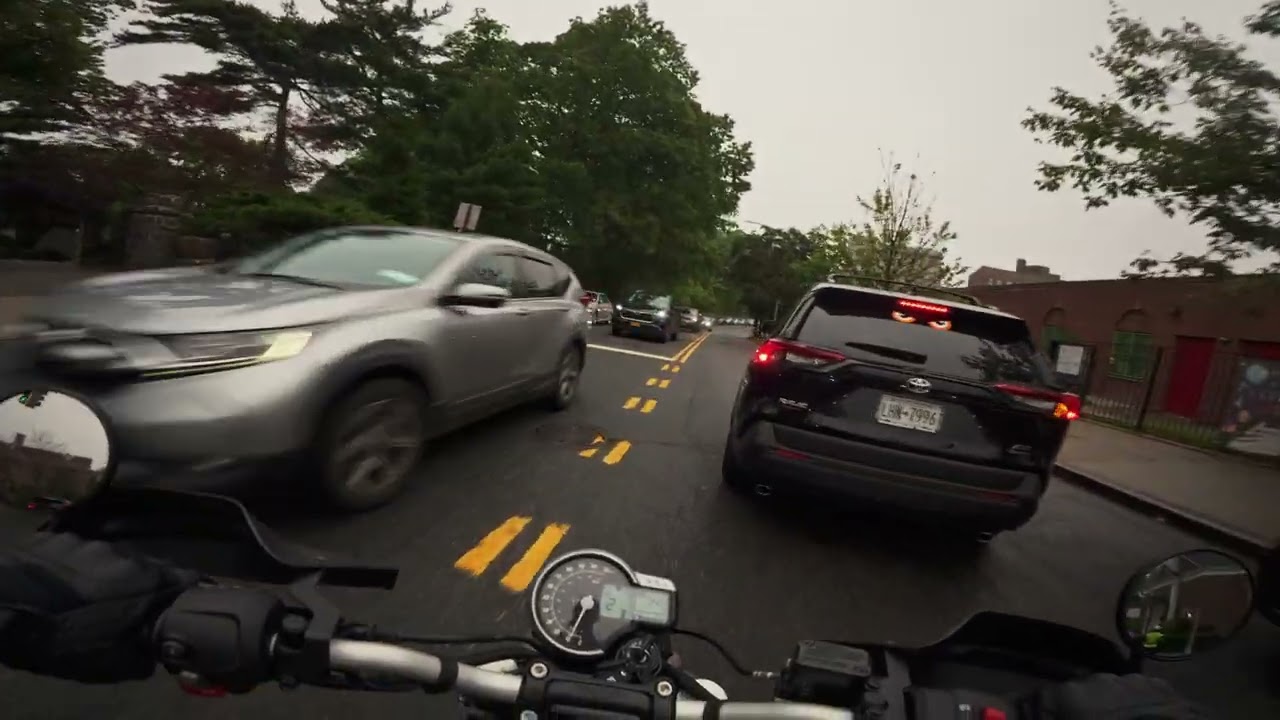 Foggy Ride Through Queens on Triumph Speed 400