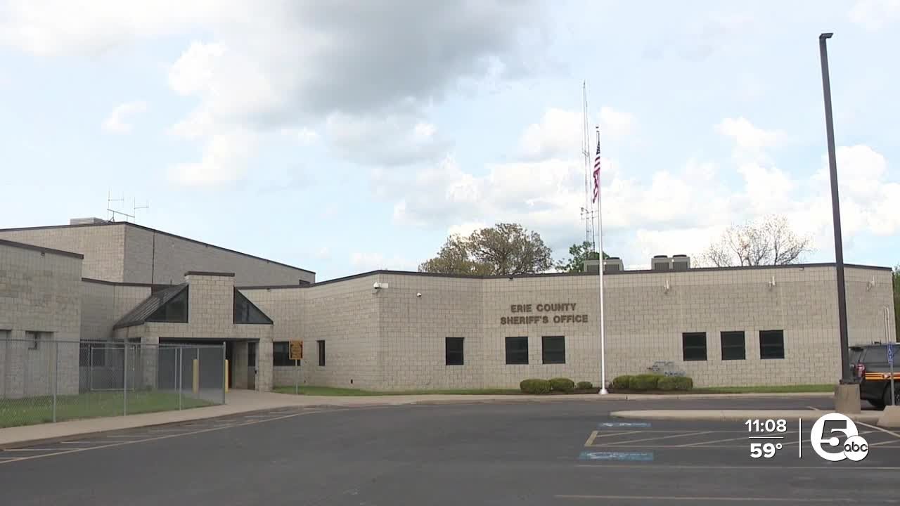 Detective resigns amid investigation into alleged inappropriate relationship