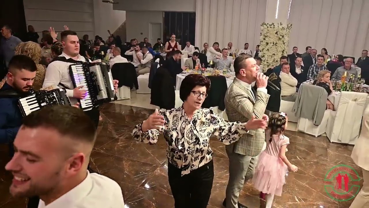MIRZA ŠUT (Odličan nastup na svadbi u Tešnju)