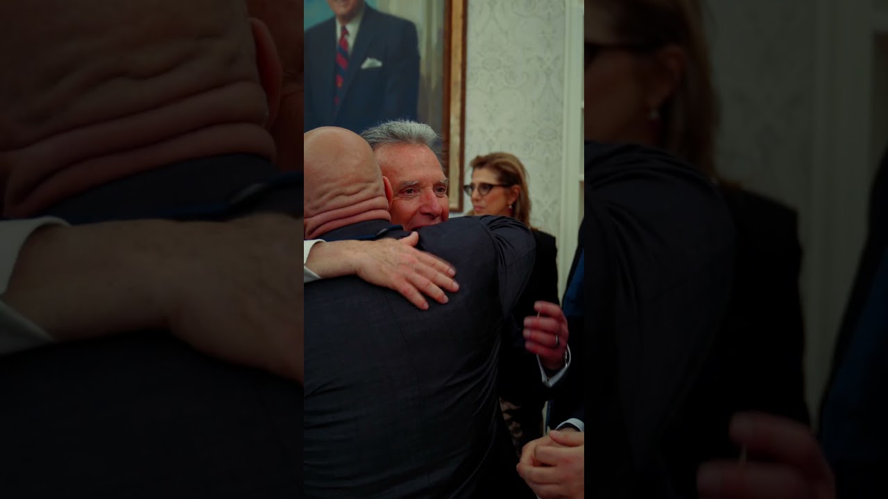 Steve Witkoff Sworn In at the Oval Office, May 6, 2025