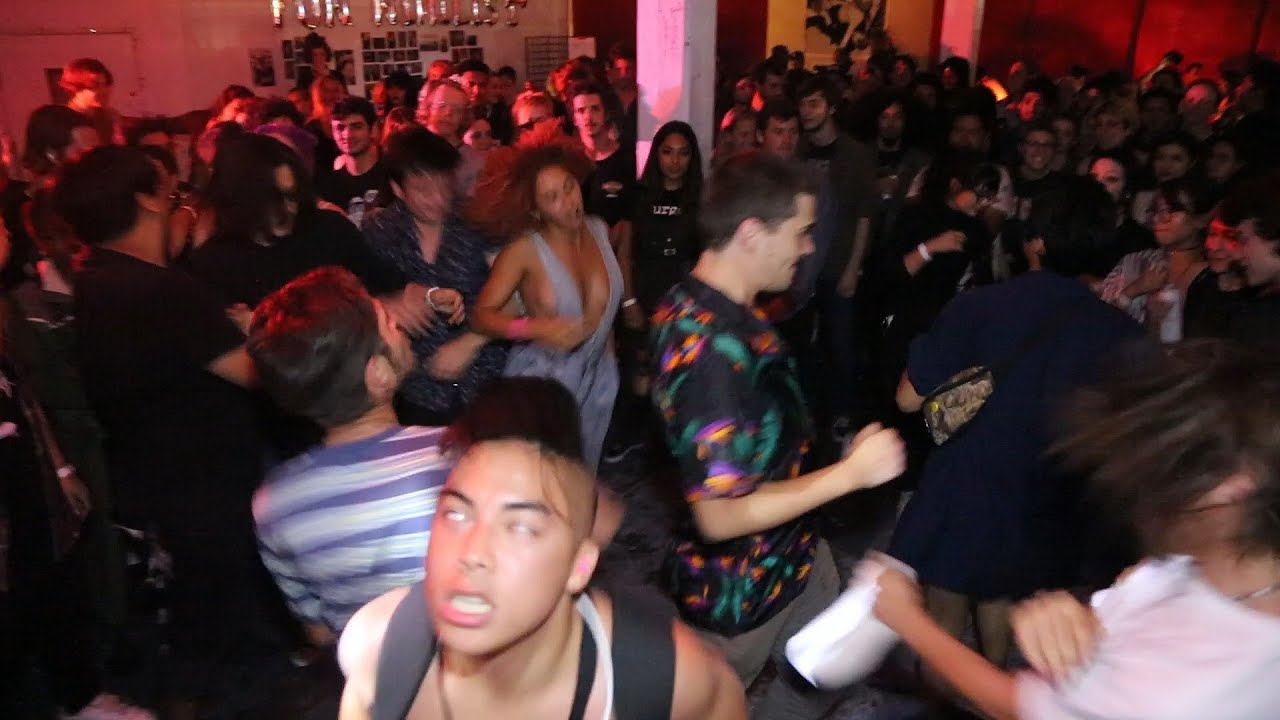 FITNESSS (FKA HØUNDS) (Live in LA, 7/28/17)