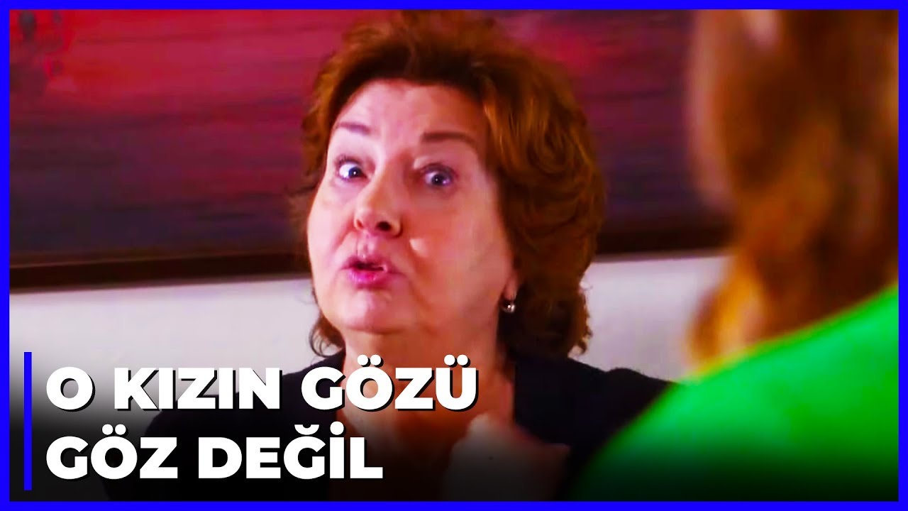 Hayriye, Sedef Yüzünden Ortalığı Karıştırdı | Yaprak Dökümü 124. Bölüm