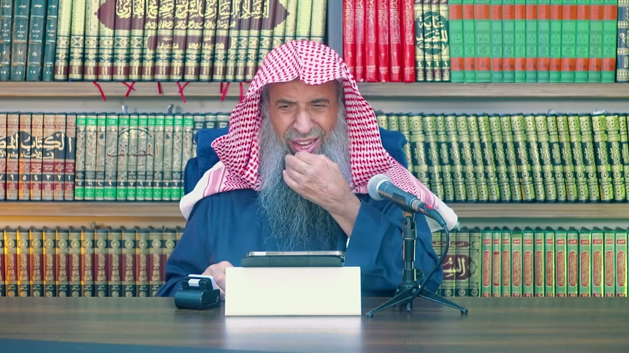 هل يكفر من يسب الدين صراحة وهل يرثه أخوه المسلم؟