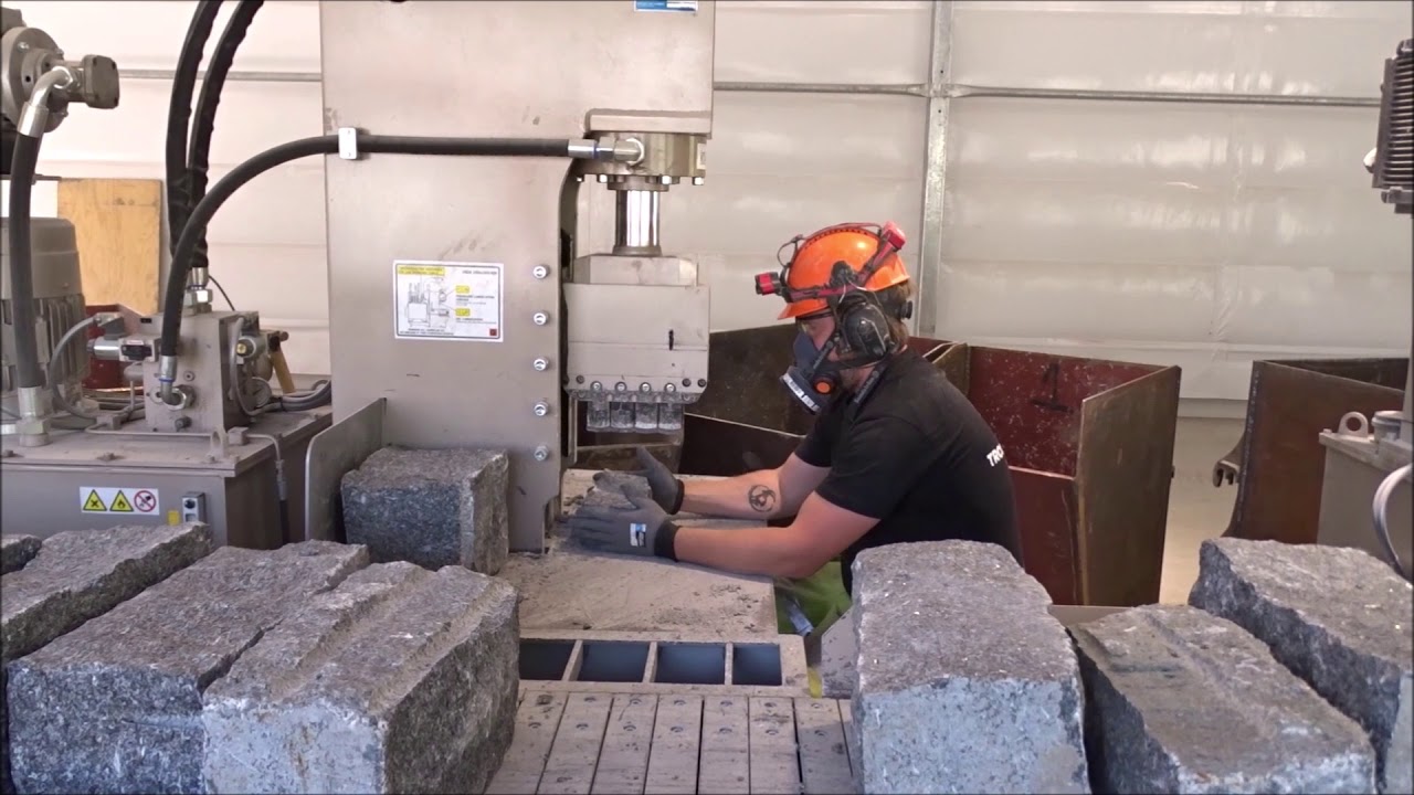 Paving stone splitting line (Norway) | HSM 200 by GESTRA