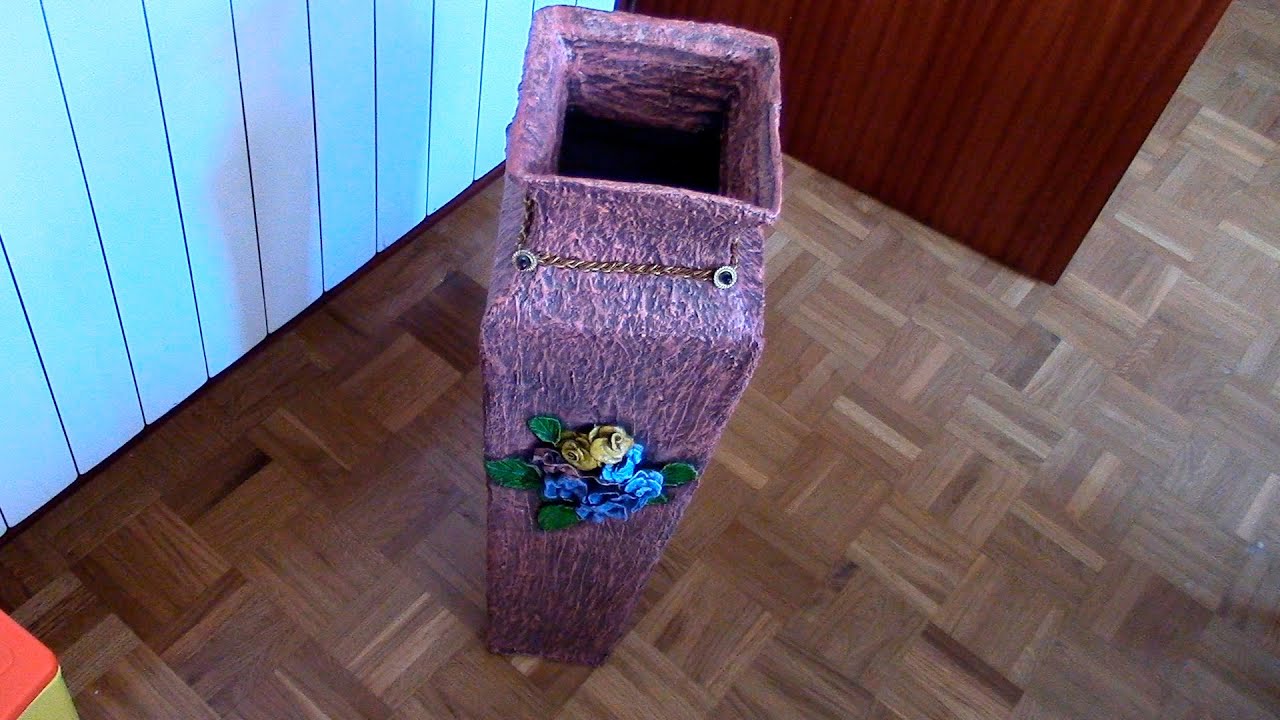 JARRÓN DECORATIVO - DECORATIVE VASE
