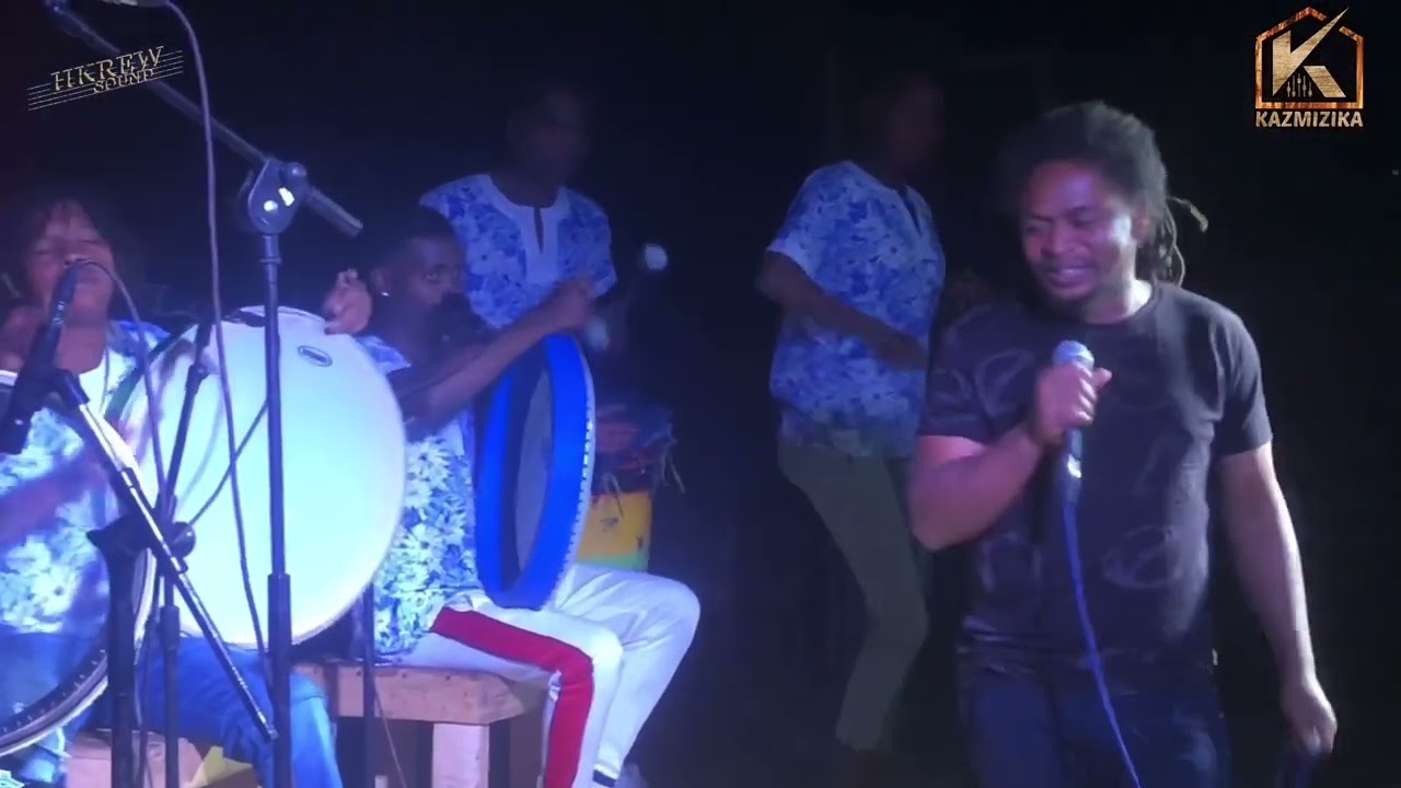Sega tipik ,Patrice Denis. ( île Maurice)