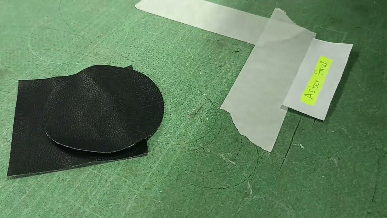 Cutting Aster Fabric With CNC Digital Cutting Machine