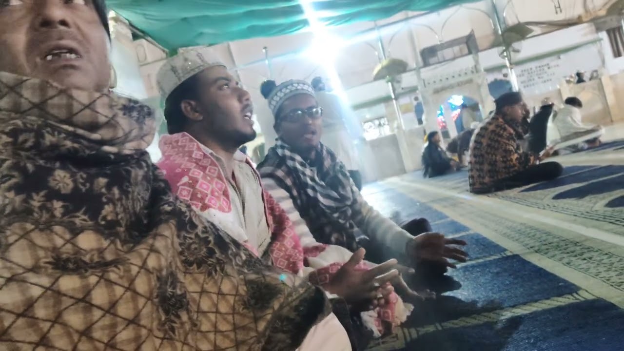 Ajmer Sharif mein naat khani ho rahe hain 🤲♥️💕👌🫶 Khwaja Garib Nawaz#video #viral #trending 