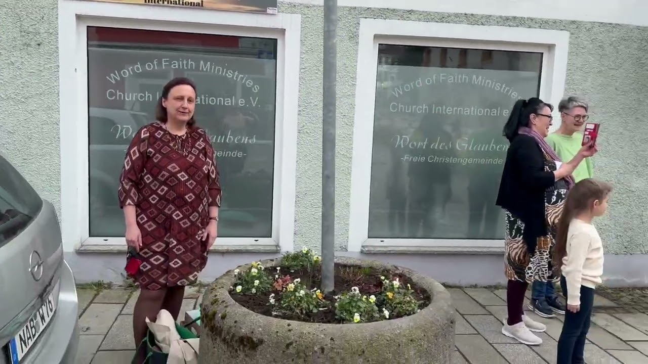 So sieht es aus, wenn Schafe sich für Jesus entscheiden und in unsere Gemeinde kommen. 😊♥️🔥🙏🏼🤲🏼