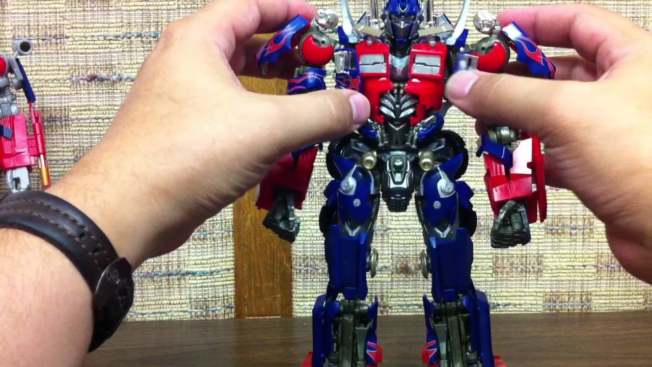 Dual Model Kit 01 OPTIMUS PRIME
