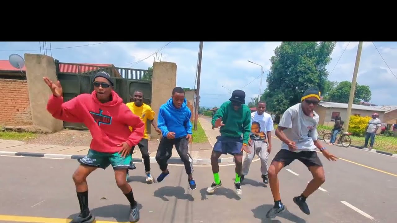 Elmah_New boy in town Dance challenge 🔥🔥 Unity circus kids 🎪