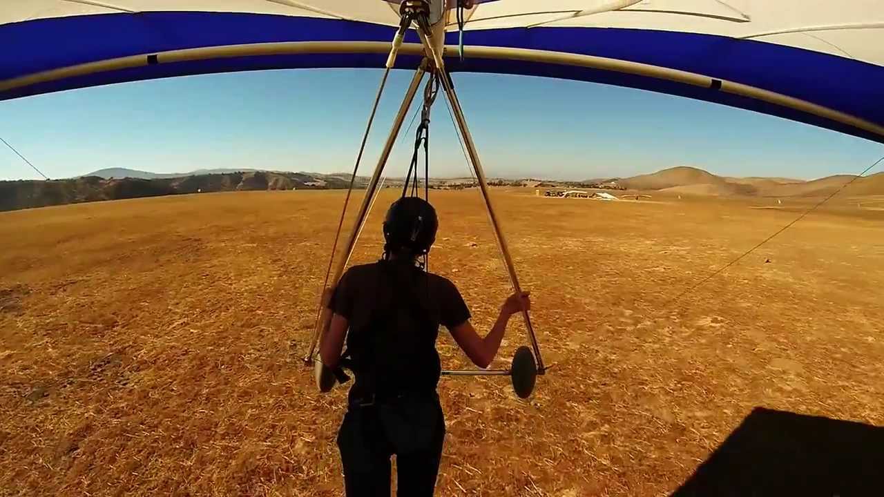 Hang Gliding Lessons - Day 5 on the training hill with Mission Soaring