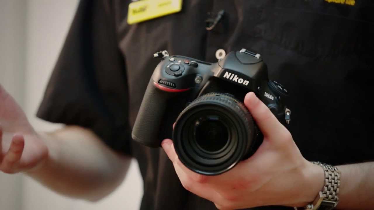 Nikon D800 vs Nikon D800E Comparison