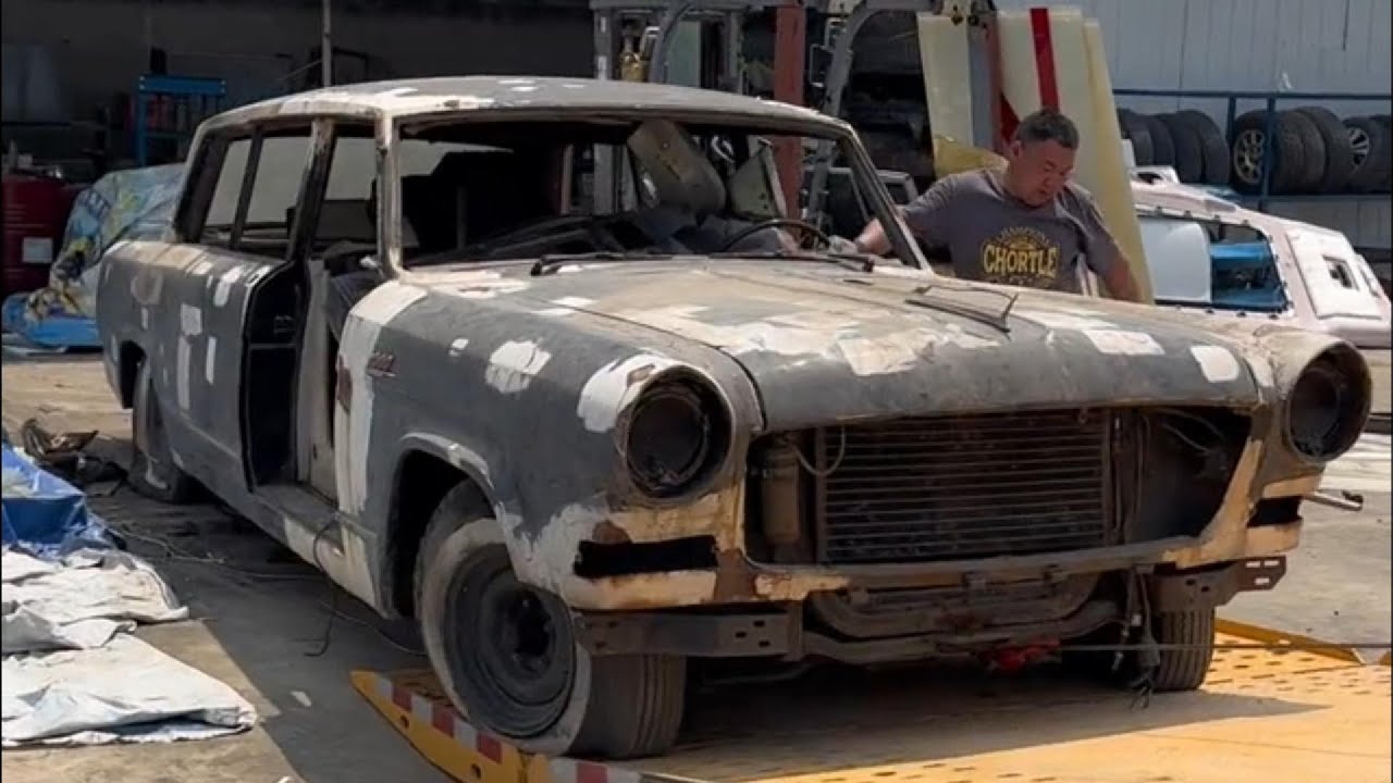 Restauraci&oacute;n perfecta de un cl&aacute;sico Hongqi en estado de deterioro-No he arrancado el motor en33a&ntilde;os.