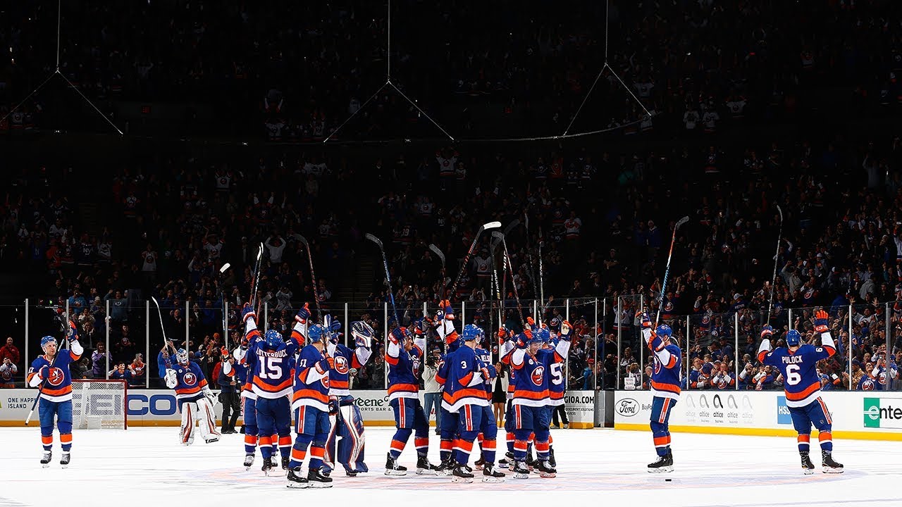 Islanders take the Nassau Coliseum ice to hero's welcome