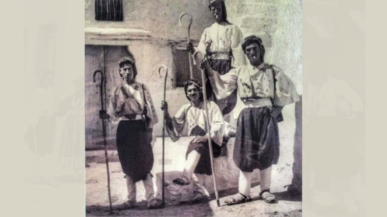 ΕΝΑ ΤΡΕΧΑΝΤΗΡΑΚΙ (Τζόγια) |  Σκύρος