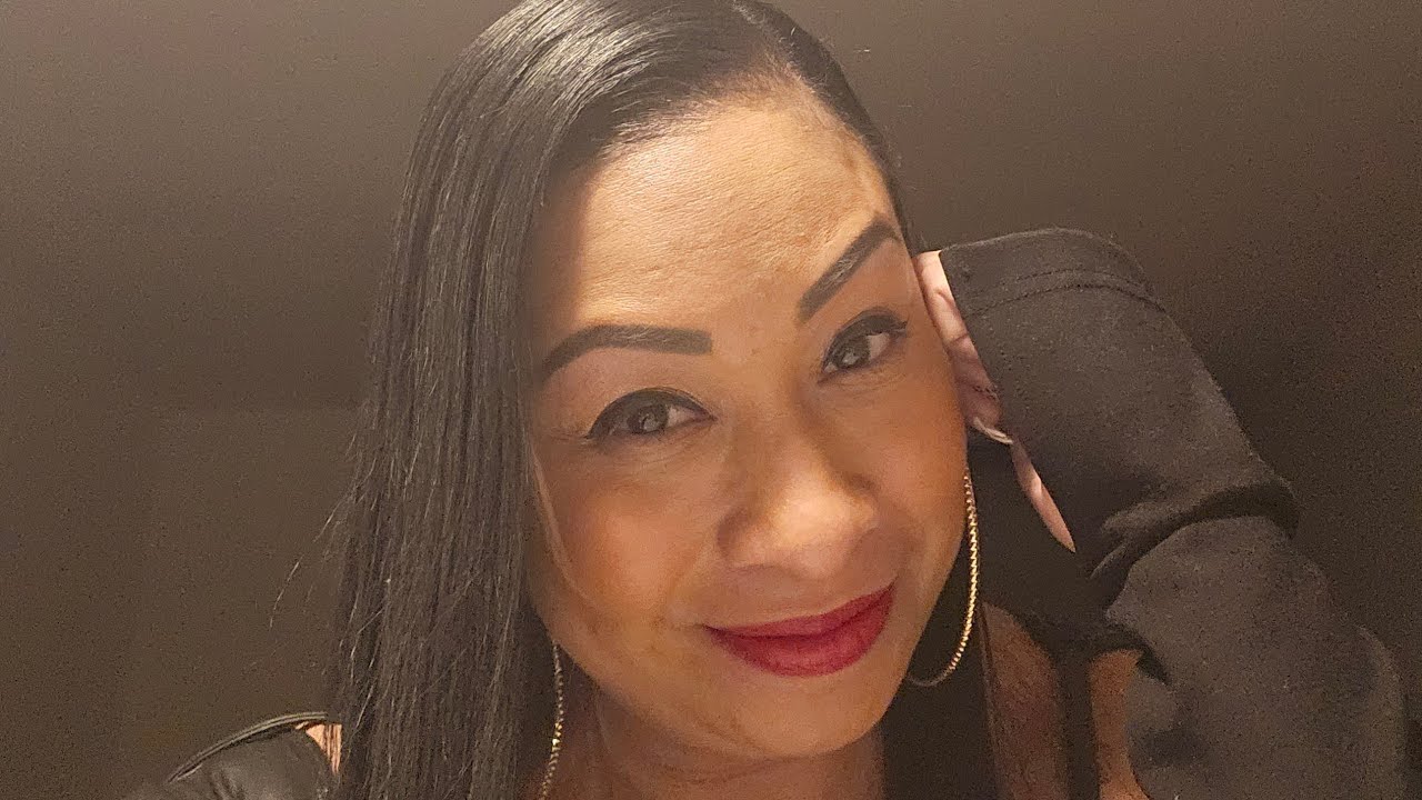 POSSIBLE AQUARIUS ♒️: SOMEBODY IS GOING TO KISS THE GROUND THAT YOU WALK ON!!!🧿🪬🙏🏽👑🏆✨️🤑❤️💯🔥🔥🔥🔥🔥🔥🔥🔥🔥🔥