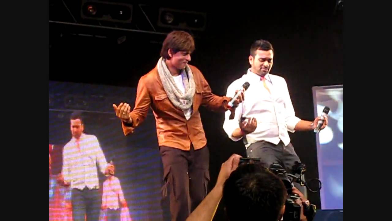 Dancing with SRK - Love Mera Hit Hit