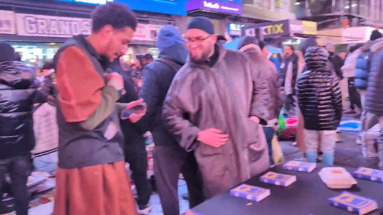 2026-02-20 NYC, Taraweeh in Times Square 4. Join the LARGEST Dawah. listen to The Quran recited sing
