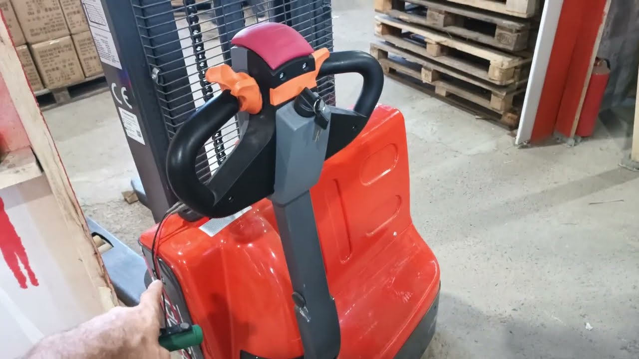 Аккумуляторный штабелер PROLIFT SDR 1225 li-ion не заряжается (заряжается)