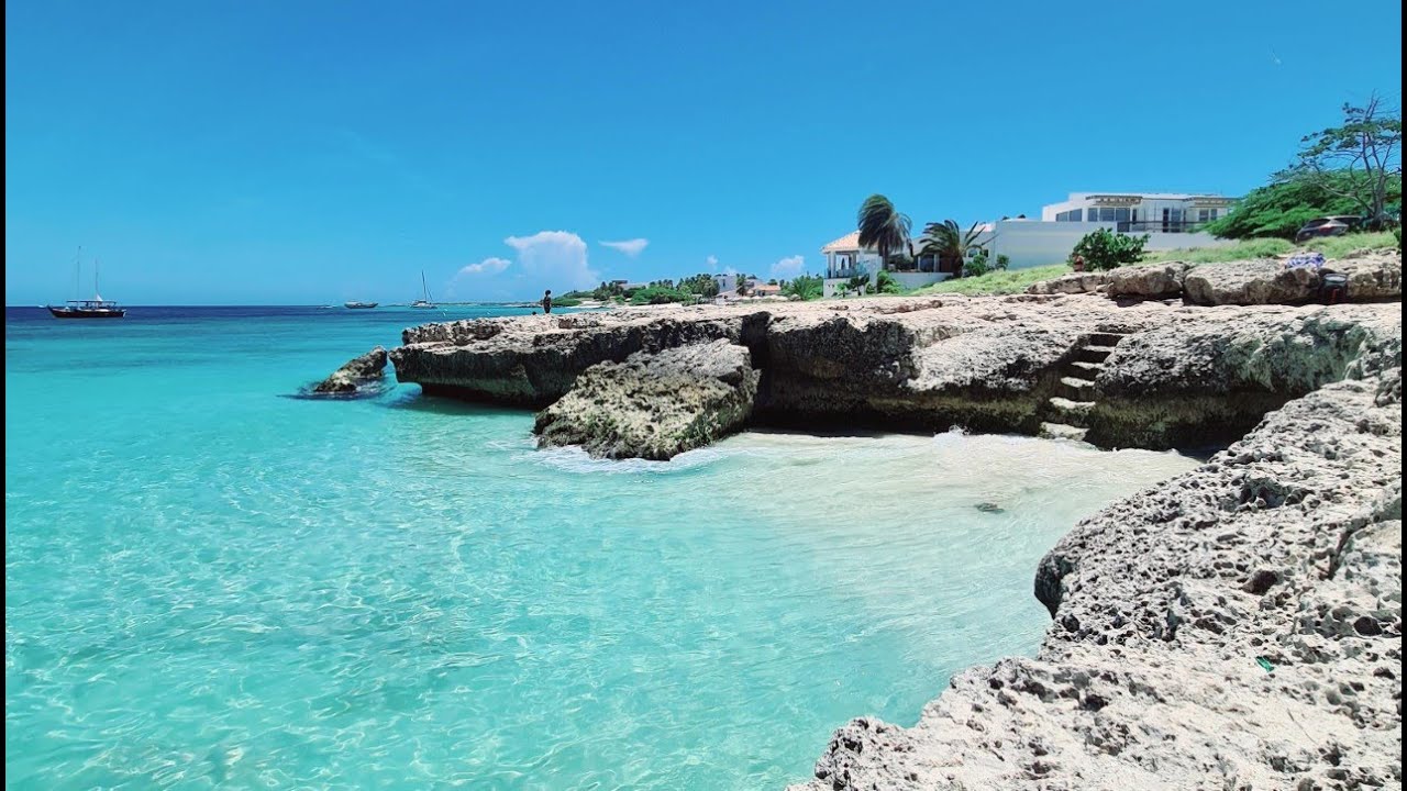 Relaxing walk by the sea from Tres Trapi Beach To Boca Catalina Beach #aruba