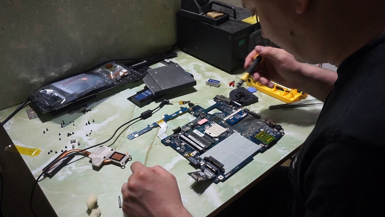 Acer 5530. Отвал сокета.