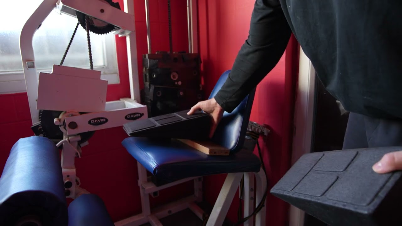 Conseil simple pour améliorer ton leg curls assis et prendre plus d'ischio