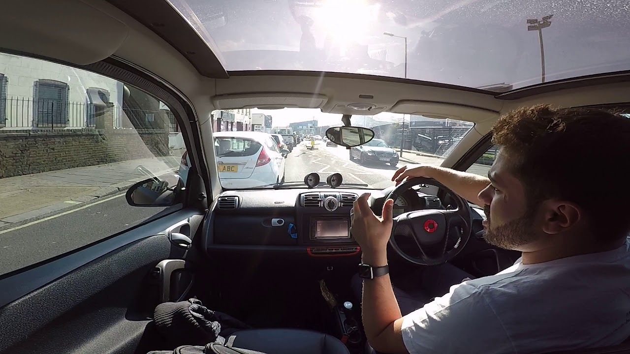 Parte 1 - INDO VISITAR A MAIOR REVENDEDORA DE CARROS USADOS NA INGLATERRA | MOTO filmadores UK