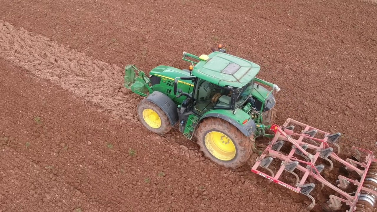 Seed bed preparation with Horsch terrano 3FX and John Deere 6155R