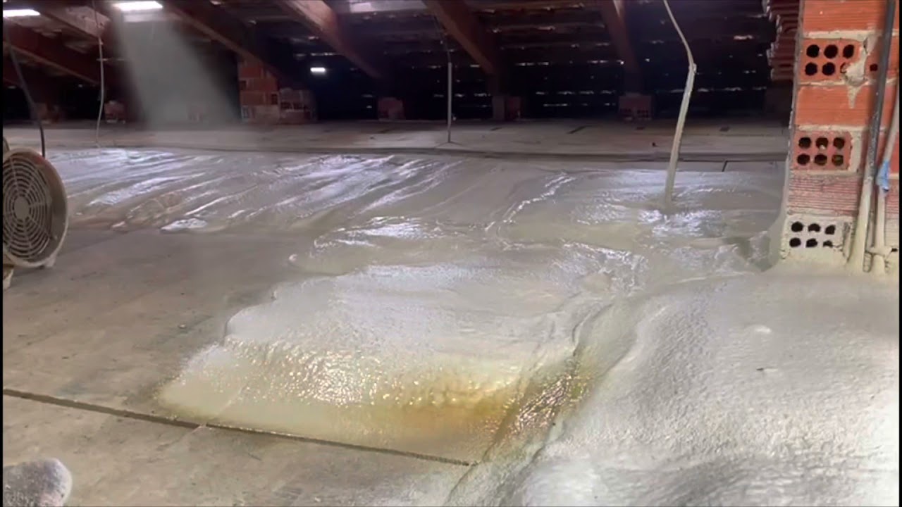 Isolamento sottotetto con poliuretano espanso a spruzzo