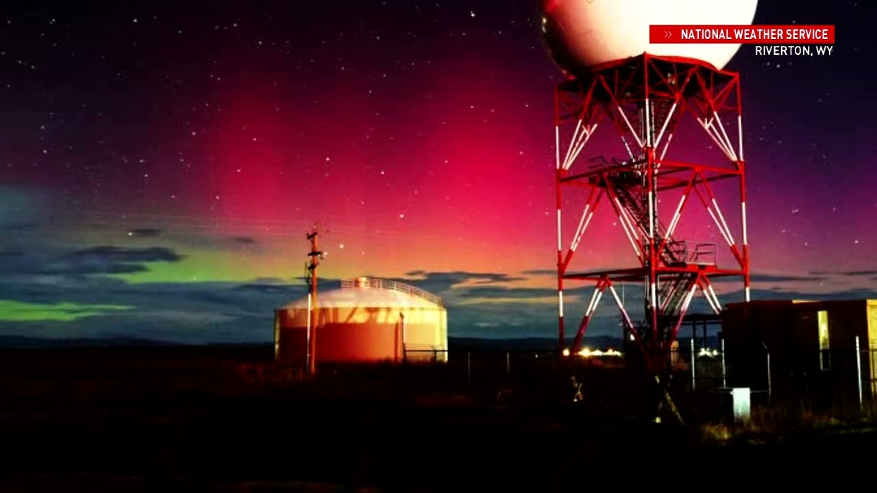 A slideshow of photos of the #NorthernLights seen across parts of the continental U.S. early Monday