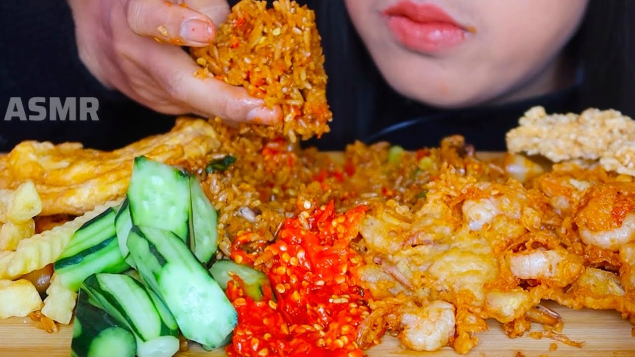 ASMR NASI GORENG CUMI *PEYEK UDANG ||YUMMY FOOD EATING ASMR #ASMR #asmrsounds #asmrvideo 