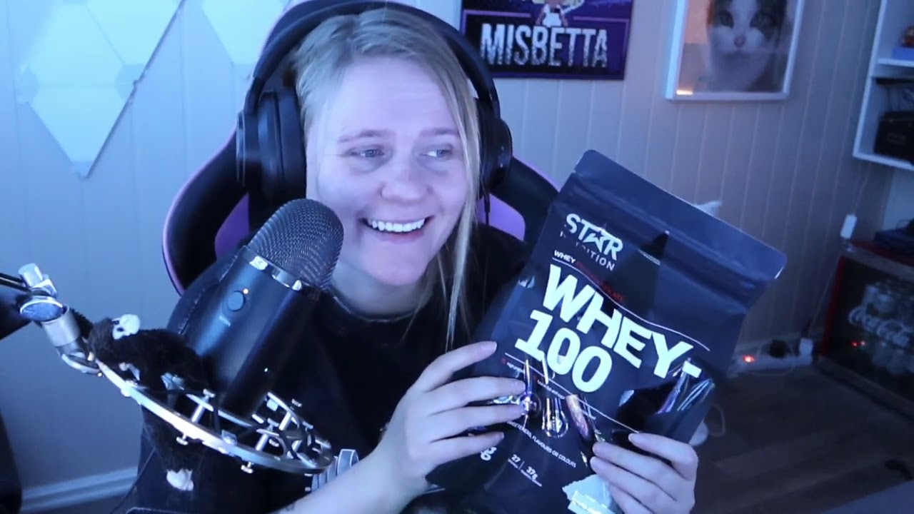 ASMR - Unboxing & Norwegian Whispering