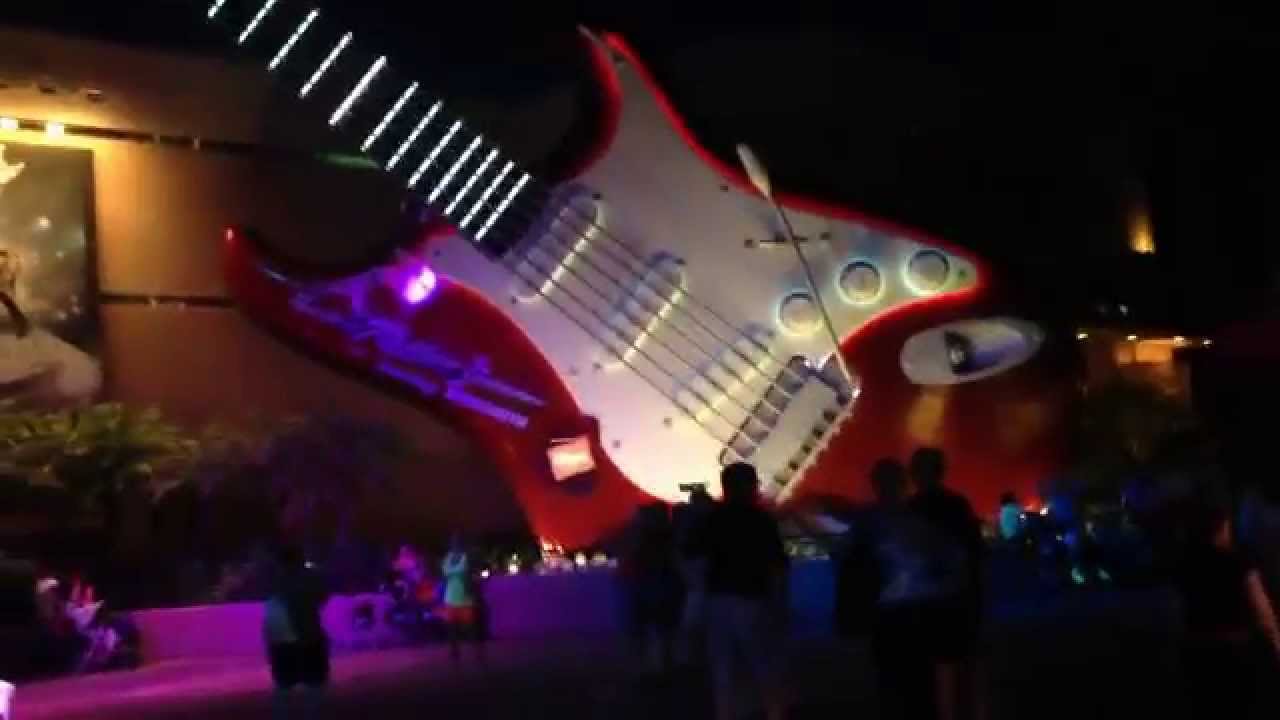Hollywood Studios - Rock 'n' Roller Coaster Starring Aerosmith & Gift Shop (Disney World, Orlando...