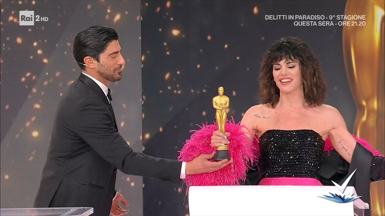 Bianca Guaccero e Gianpaolo Gambi - O' rifamo Oscar  - Detto Fatto 28/03/2022