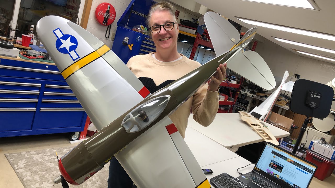 HOBBY CHAT LIVE! - Hangar 9 Fun Scale P-47 Thunderbolt, PNP ARF RC Plane