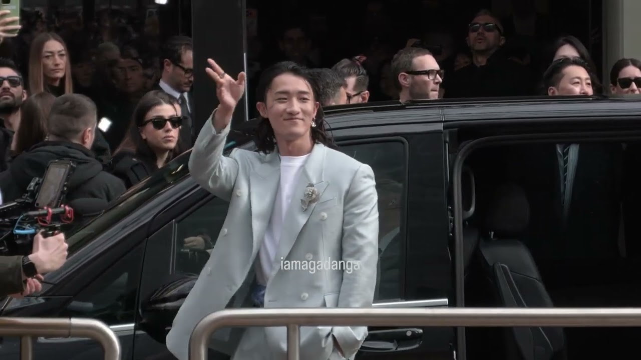 岩本照 Hikaru Hiwamoto arrives at the Dolce Gabbana FW26 womenswear show. #hikaru #dgfw26