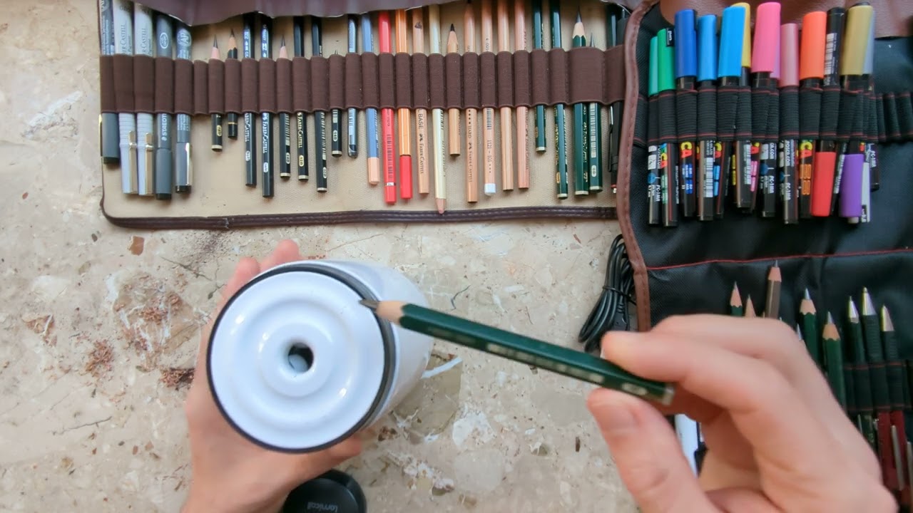 Unboxing electric sharpener 