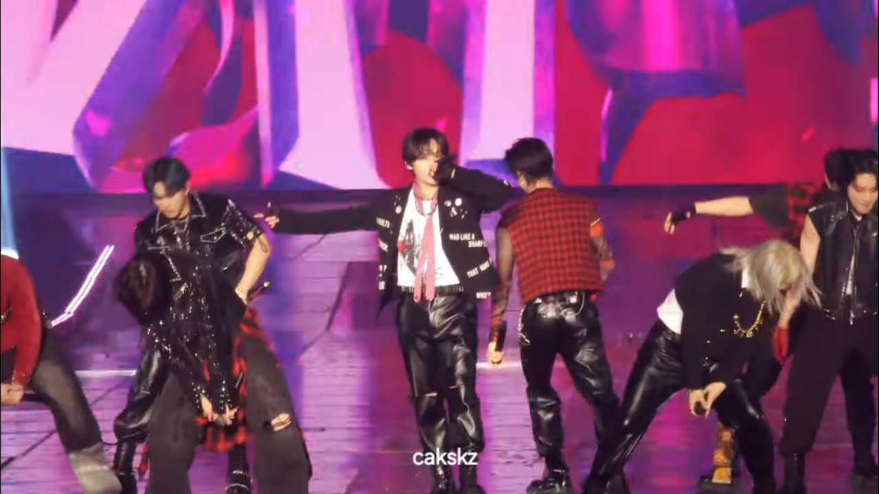 240825 Stray Kids dominATE SEOUL -COMFLEX 락(LALALALA)-(리노focus)