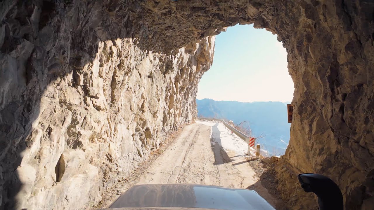 road in Shanxi China 4K