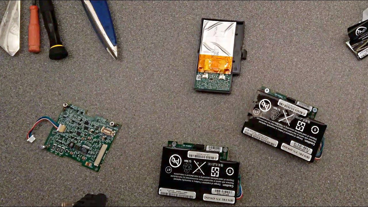 Inside an LSI / IBM RAID Card BBU Unit