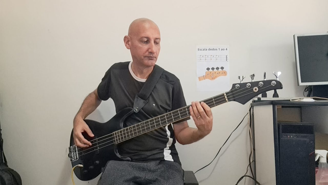 Tocando contrabaixo do zero aula 55, escala de Dó maior , shape e tríades