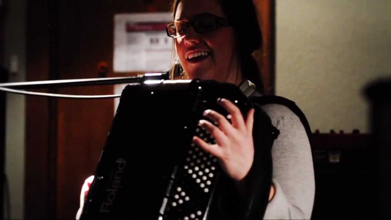Alicia Baker // Accordion World Champ @ Varsity House Coffeshop